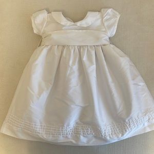 Isabel Garretón formal baby dress. Size 9 months.